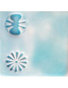 sur faïence blanche  