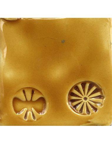 sur faïence blanche