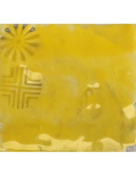 sur faïence blanche