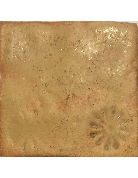 sur faïence blanche