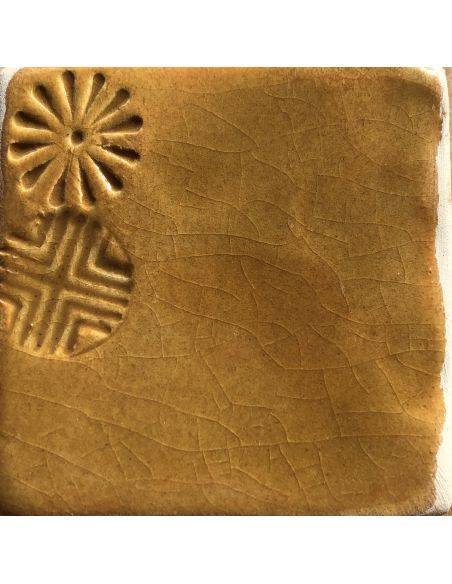 Sur faïence blanche