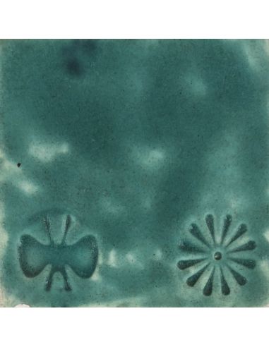 Sur faïence blanche