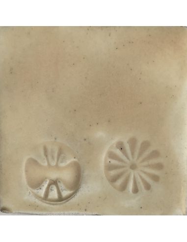 Sur faïence blanche