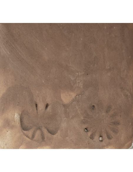 Sur faïence blanche