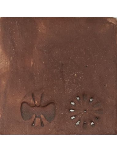 Sur faïence blanche