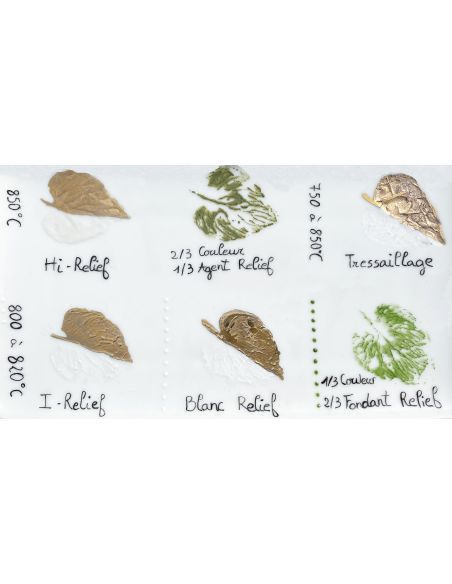 Impression feuille avec blanc relief recouvert partiellement d'or
