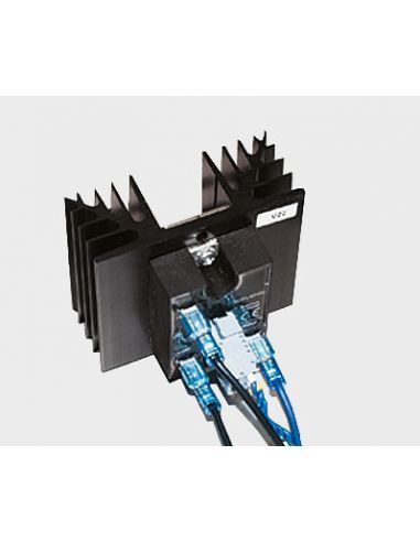 Commutation silencieuse du chauffage par relais à semi-conducteurs