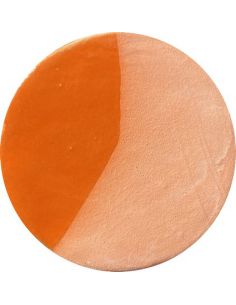 Sur faïence blanche