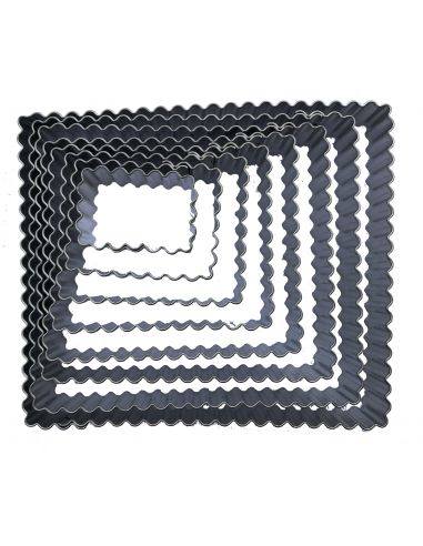 LOT DE 8 EMPORTE-PIECES GAUFRES
