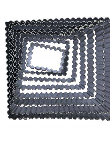 LOT DE 8 EMPORTE-PIECES GAUFRES