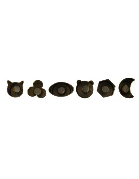 SET DE 6 EMPORTE PIECES LAITON SERIE B