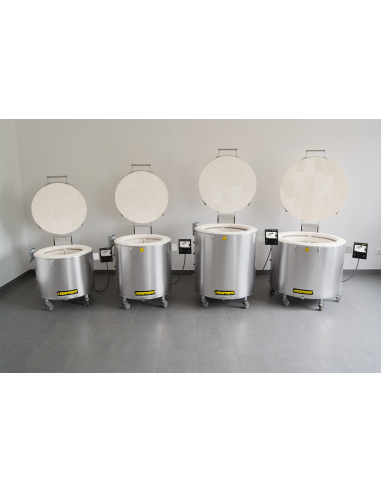 Four vertical TOP100-R 1320°C | NABERTHERM