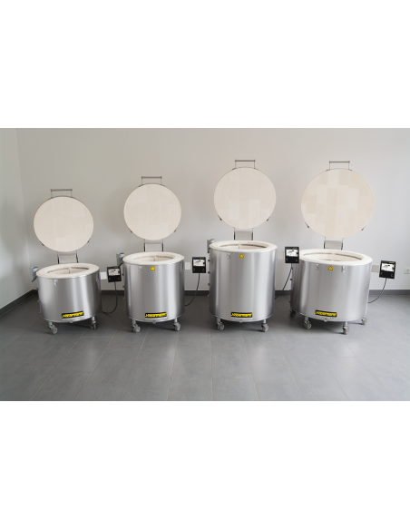 Four vertical TOP140-R 1320°C | NABERTHERM