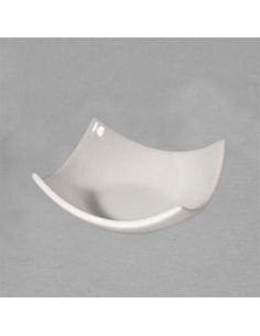 Coupelle en porcelaine blanche carrée aux coins relevés
