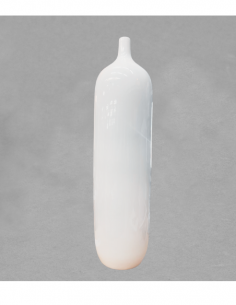Vase modèle Fallabella en porcelaine blanche
