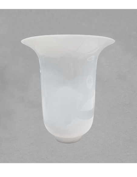 Vase coupe bouteille en porcelaine blanche de Limoges
