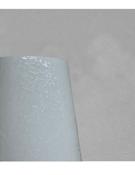 Abat jour biscuit/émail en porcelaine blanche de Limoges
