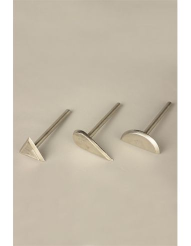 Lot de trois tournasins pour la sculpture sur...