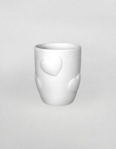 Tasse coeur en relief | Biscuit de faïence